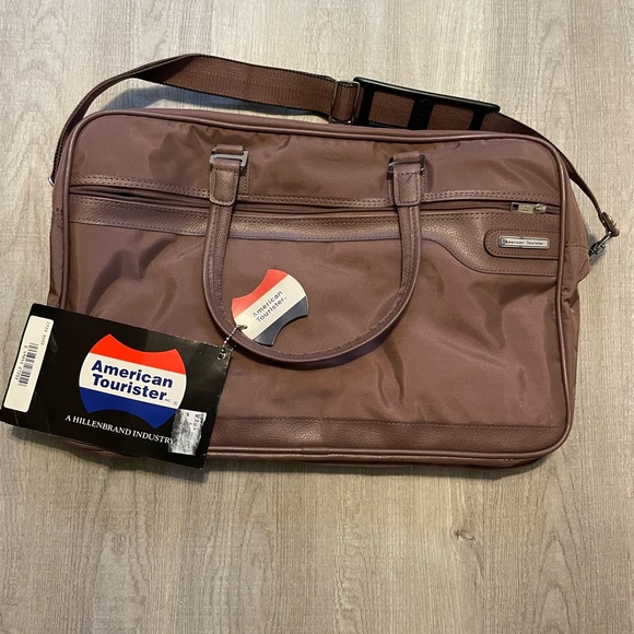 American Tourister Bags Nwt American Tourister Messenger Bag Poshmark